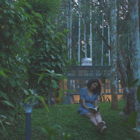 Malhar - Your Home Beneath The Clouds สุลต่านบาเทรี ภายนอก รูปภาพ