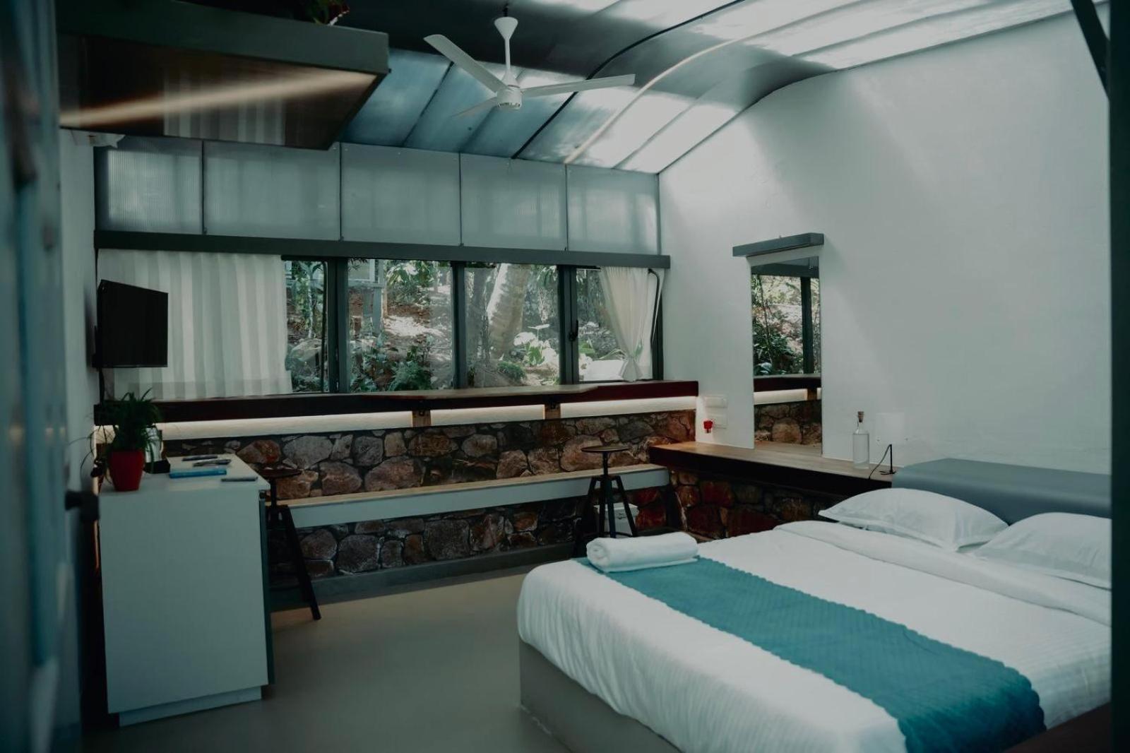 Malhar - Your Home Beneath The Clouds สุลต่านบาเทรี ภายนอก รูปภาพ